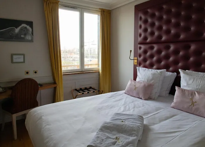 Aux waterzooi Hôtel Merveilleux côté port